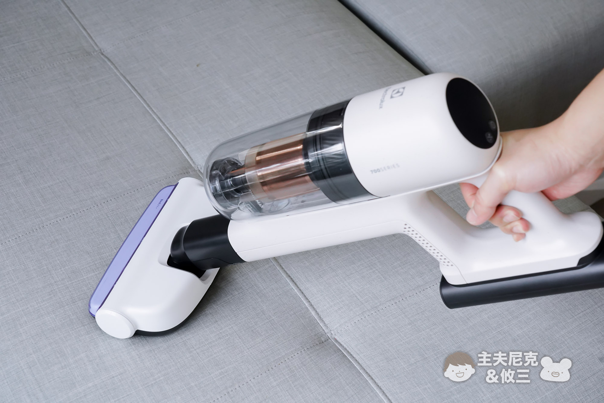 輕量吸塵器團購》滿額贈 伊萊克斯最新吸塵器700輕量型 超輕盈+吸塵蟎兩用 - 第35張圖