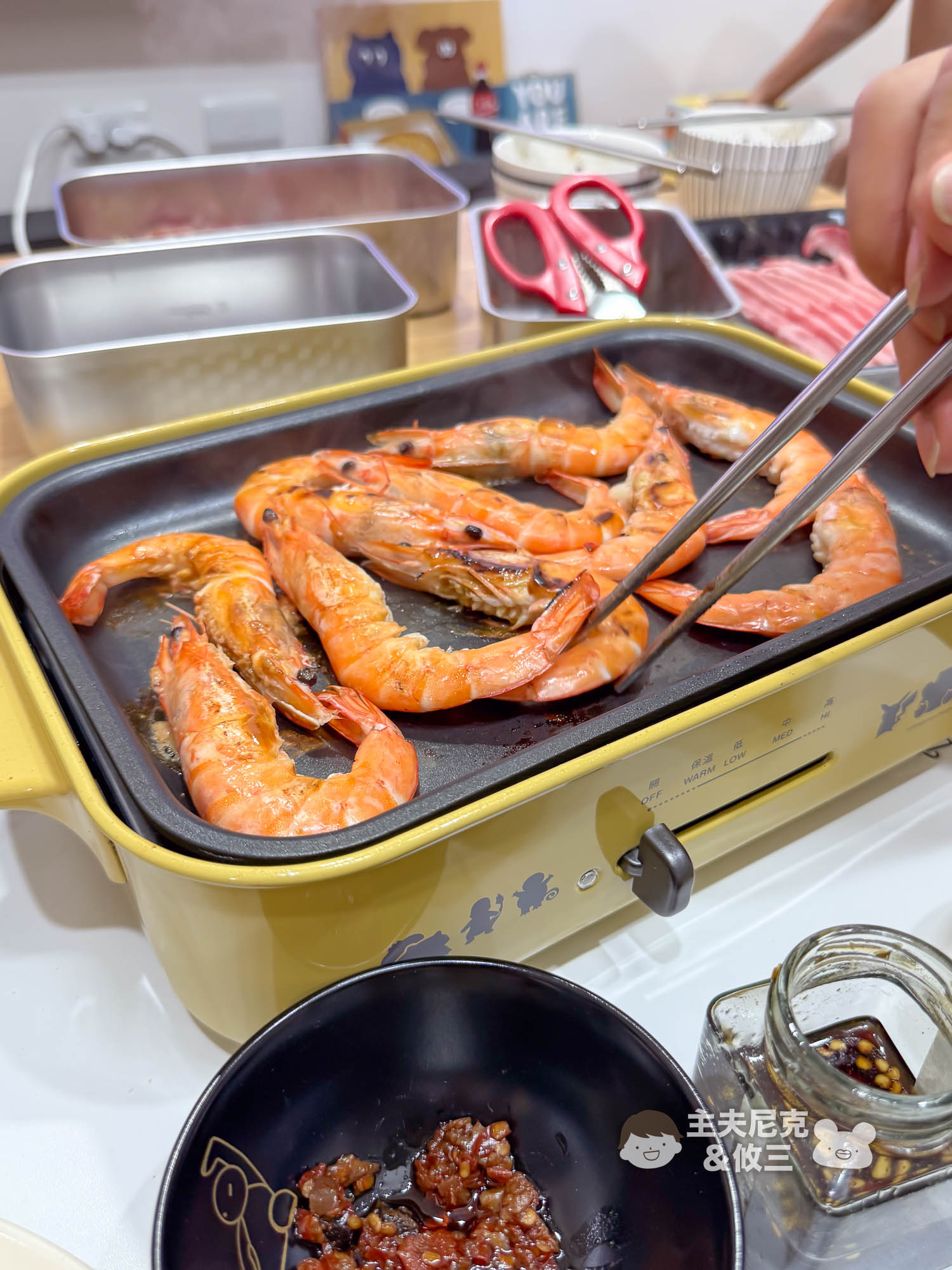 BRUNO電烤盤團購》12/23前獨家團!最新數位款加大5公升&寶可夢超可愛!還能做鴛鴦鍋、低油烤肉、章魚燒 - 第43張圖 BRUNO電烤盤團購》12/23前獨家團!最新數位款加大5公升&寶可夢超可愛!還能做鴛鴦鍋、低油烤肉、章魚燒