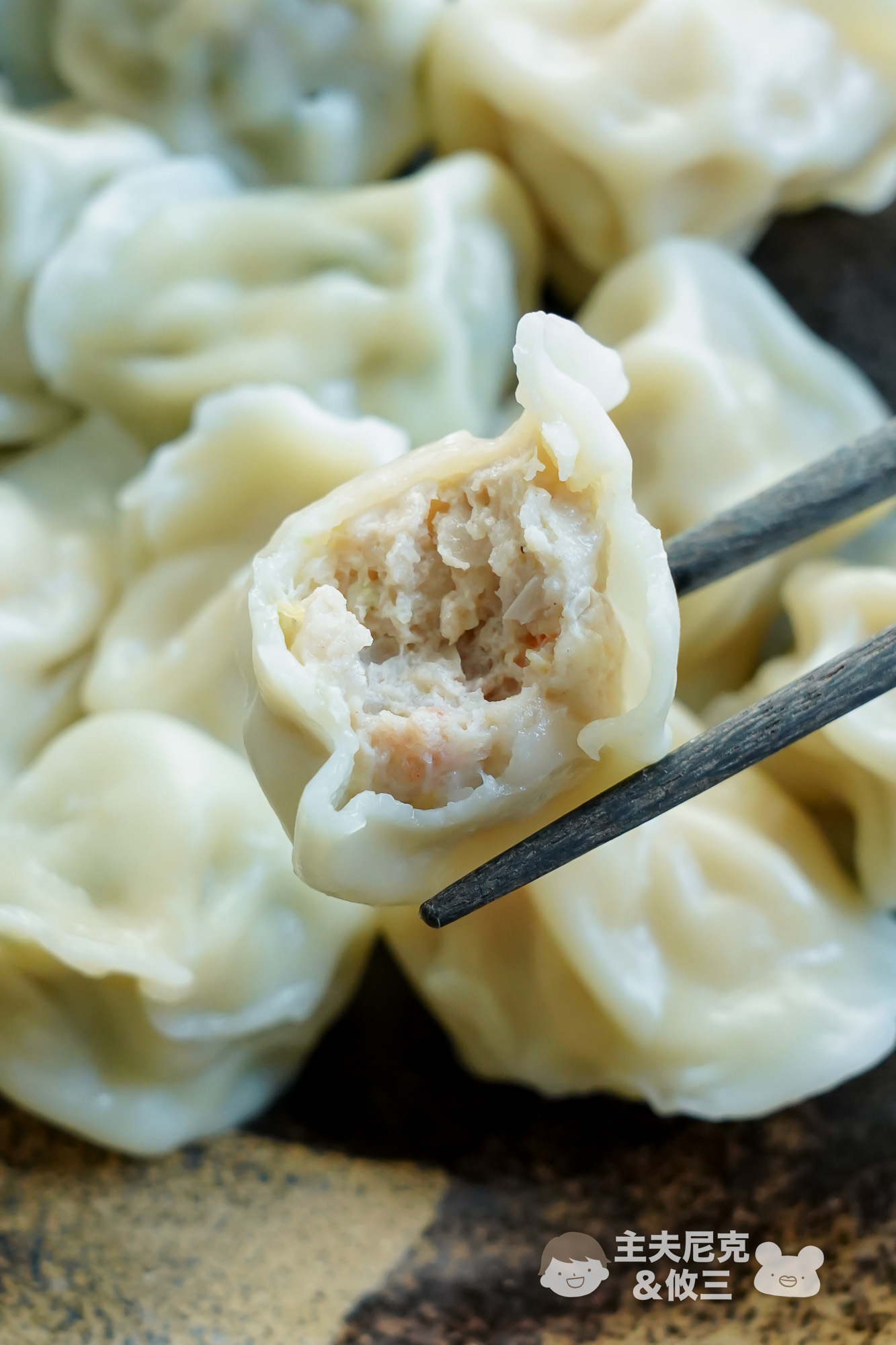 津津膳食堂團購》12/31結團 手工爆餡水餃[台灣溫體豬+仿土雞]超香！還有舒肥雞胸肉，爆單開團！