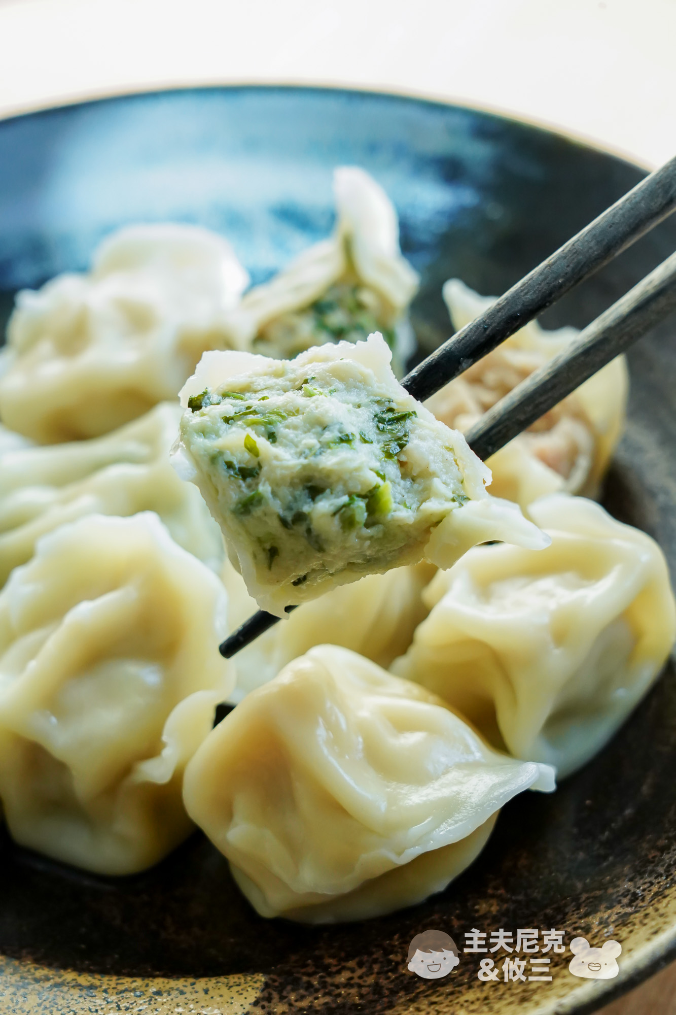 津津膳食堂團購》12/31結團 手工爆餡水餃[台灣溫體豬+仿土雞]超香！還有舒肥雞胸肉，爆單開團！