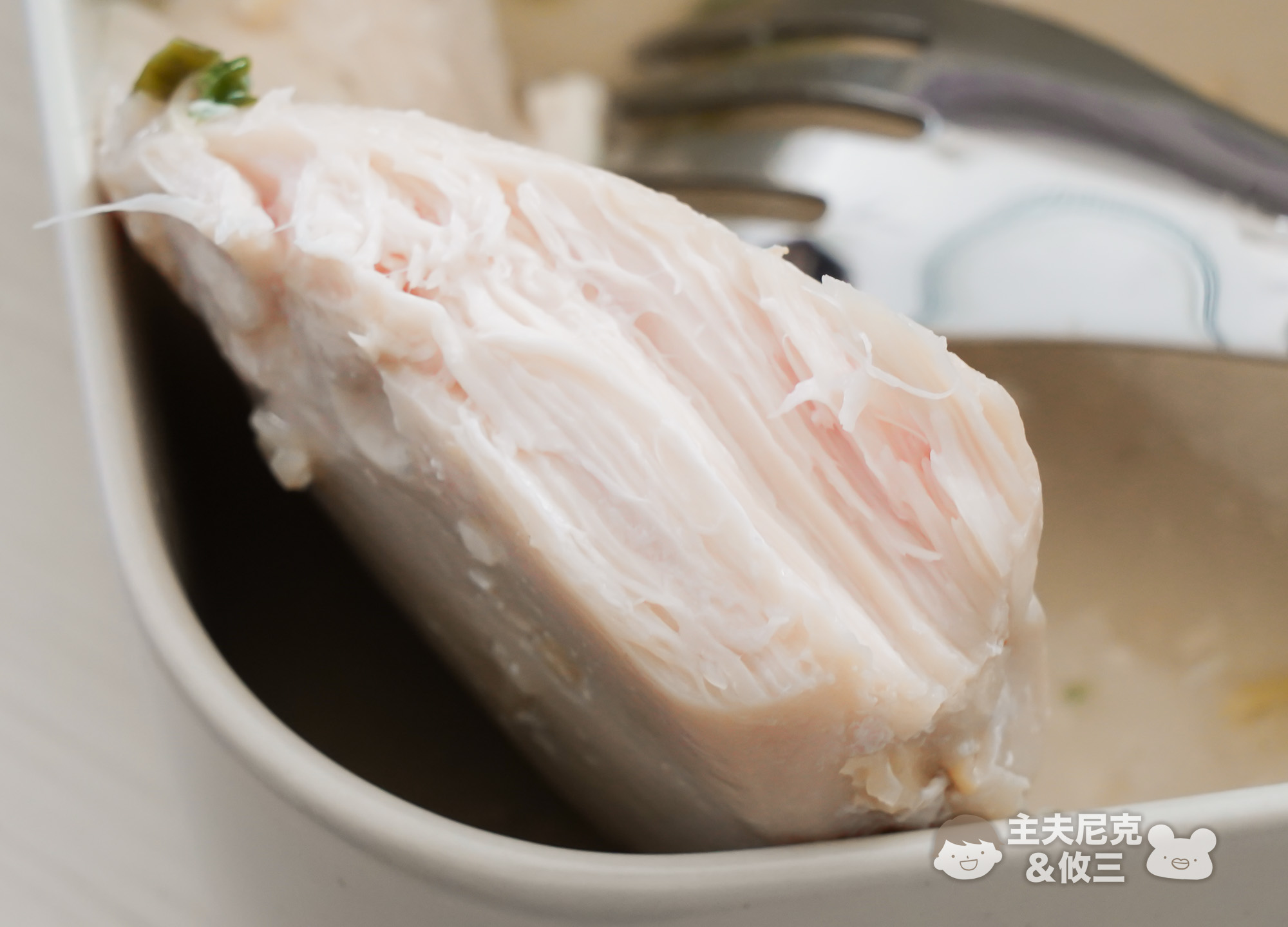 津津膳食堂團購》12/31結團 手工爆餡水餃[台灣溫體豬+仿土雞]超香！還有舒肥雞胸肉，爆單開團！