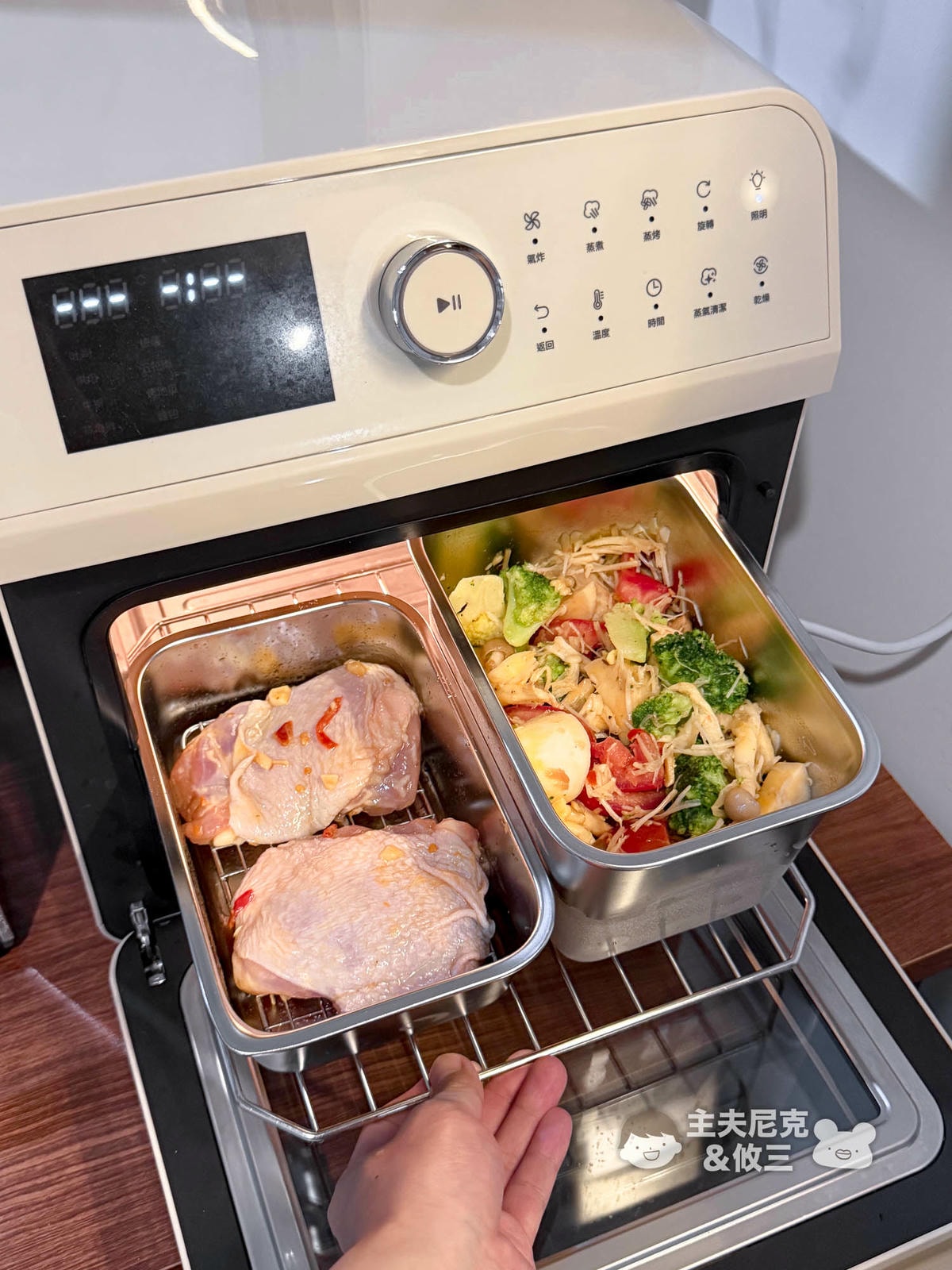 Prepara保鮮盒團購》2/2結團 沛樂生活！怕麻煩必買 一按即密封｜還有人氣LIFT可微波不鏽鋼保鮮盒