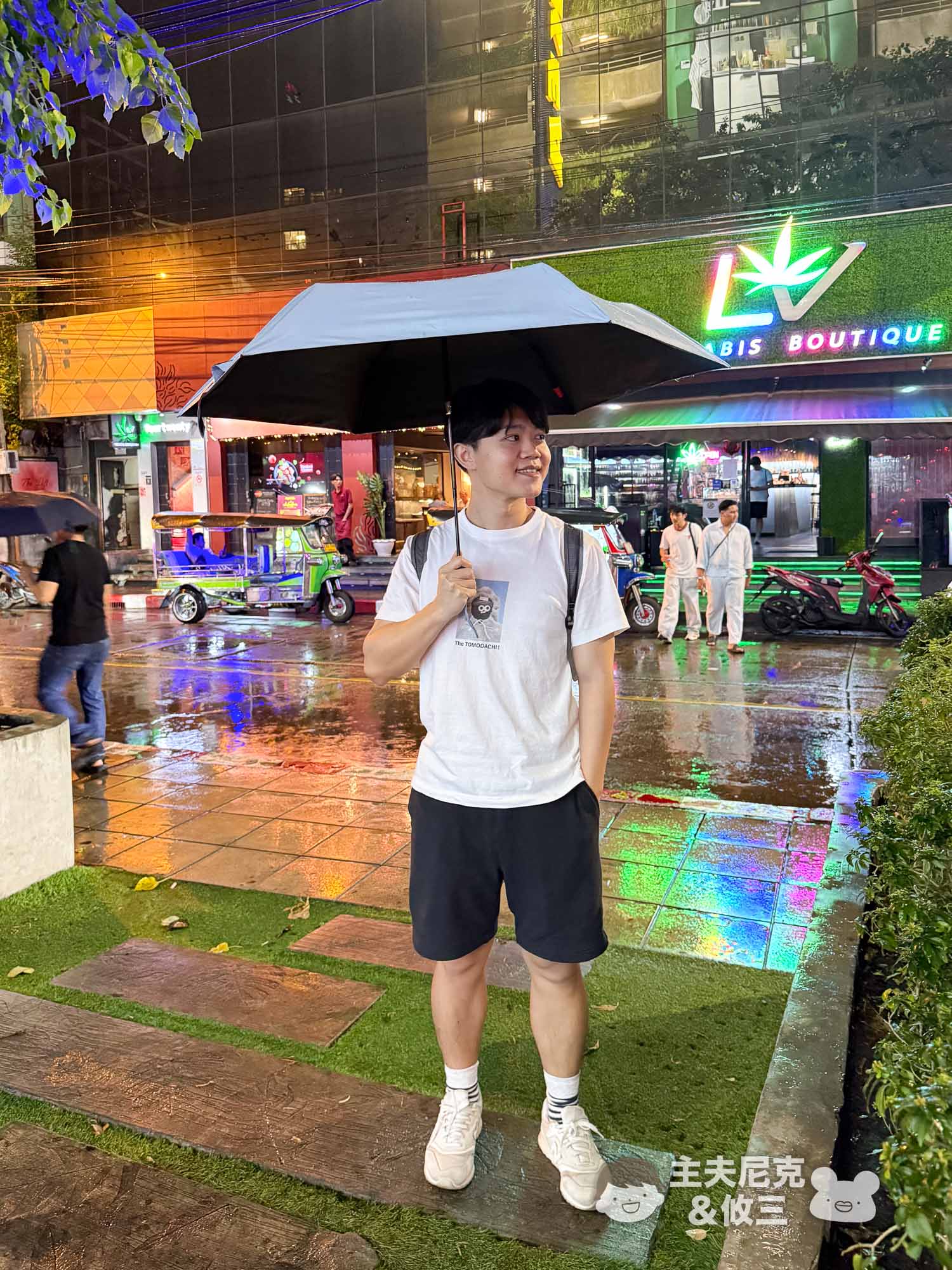 雨傘團購》6/30結團 雨傘王終身免費維修!超輕+大傘面 颱風季來了也不怕 - 第2張圖 雨傘團購》6/30結團 雨傘王終身免費維修!超輕+大傘面 颱風季來了也不怕