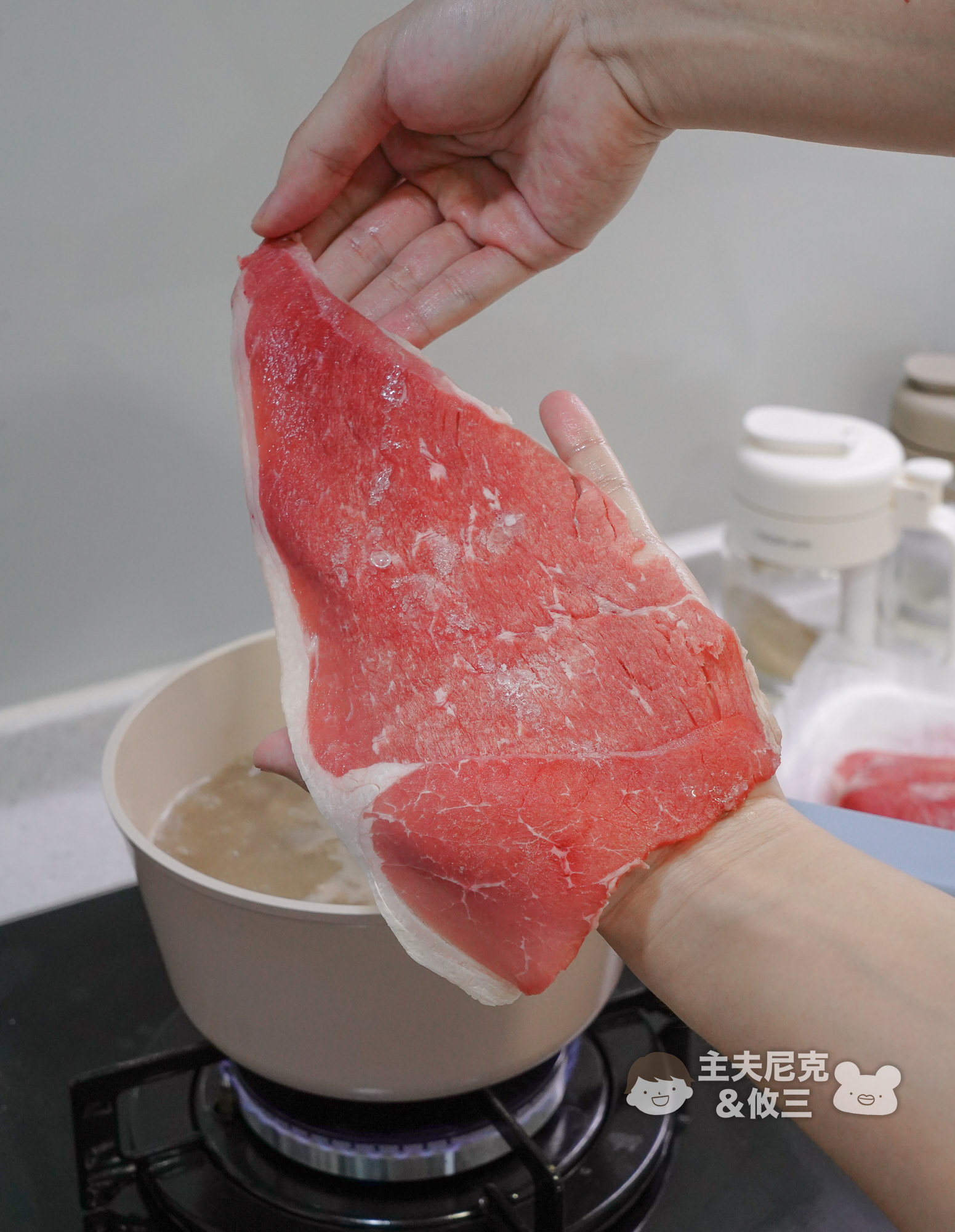美福團購》7月團 高CP值濕式牛排.必買五花牛.菲瑞火鍋肉片,烤肉超香超美味! - 第15張圖 美福團購》7月團 高CP值濕式牛排.必買五花牛.菲瑞火鍋肉片,烤肉超香超美味!